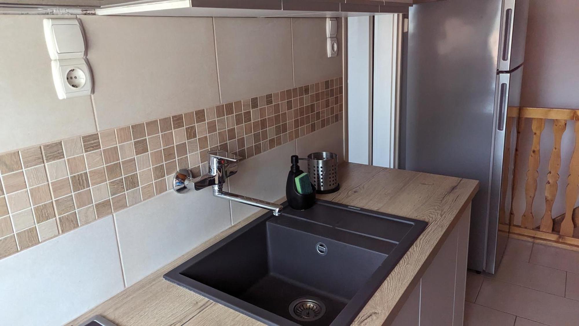 Viragos Apartman Balatonszárszó Dış mekan fotoğraf