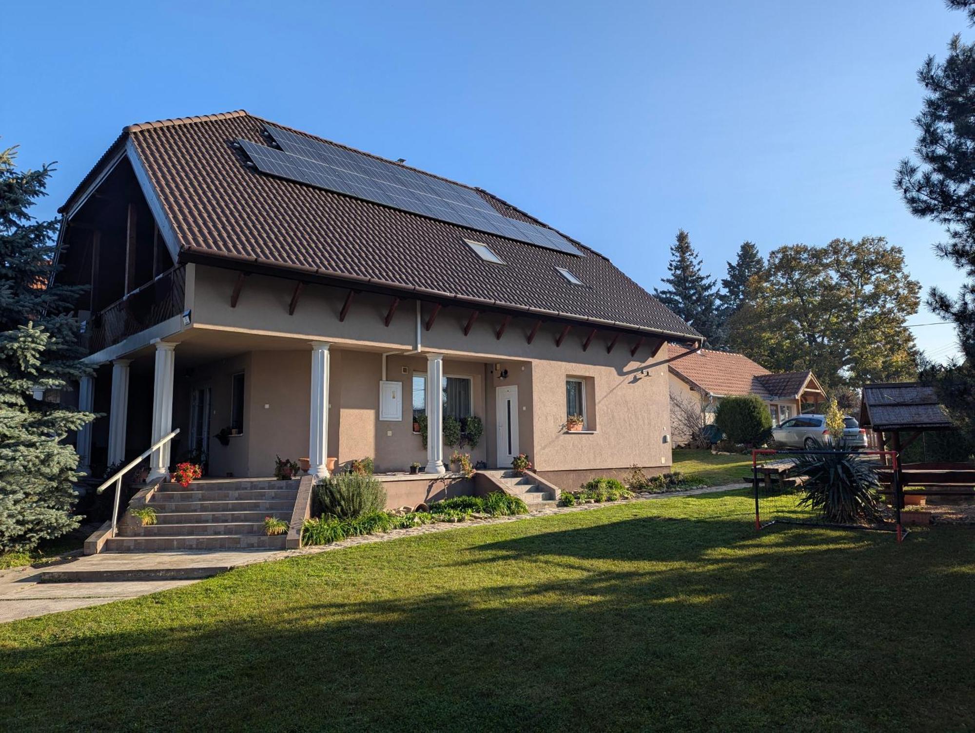 Viragos Apartman Balatonszárszó Dış mekan fotoğraf